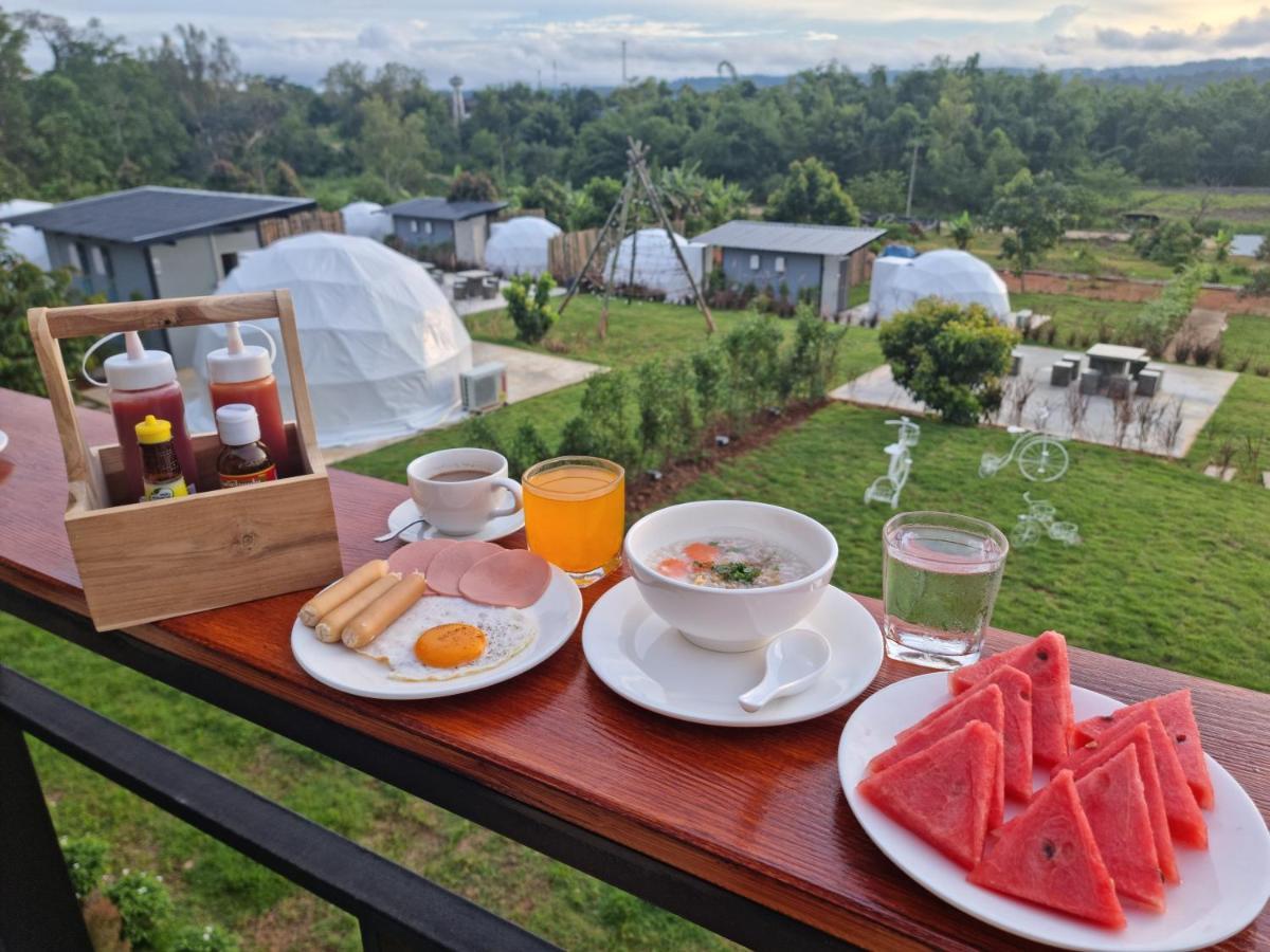 เต้นท์โดมเขาค้อ Lung Bun Camp Hotel Ban Nong Rang Chang Екстериор снимка